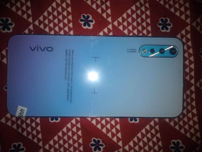 Vivo s1 8/256 2