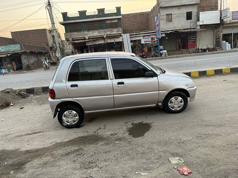 Daihatsu Cuore 2003 1