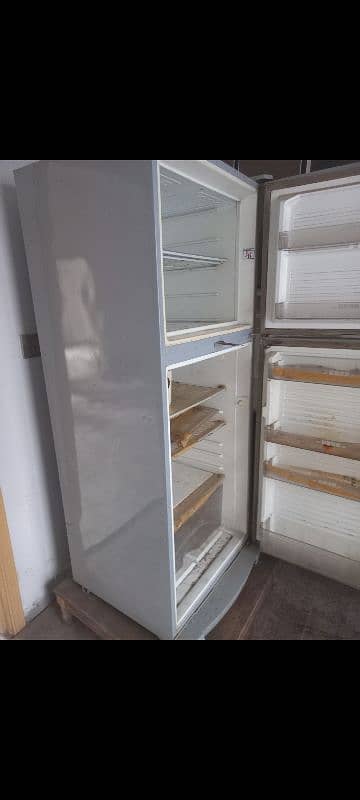 Dawlance fridge 1