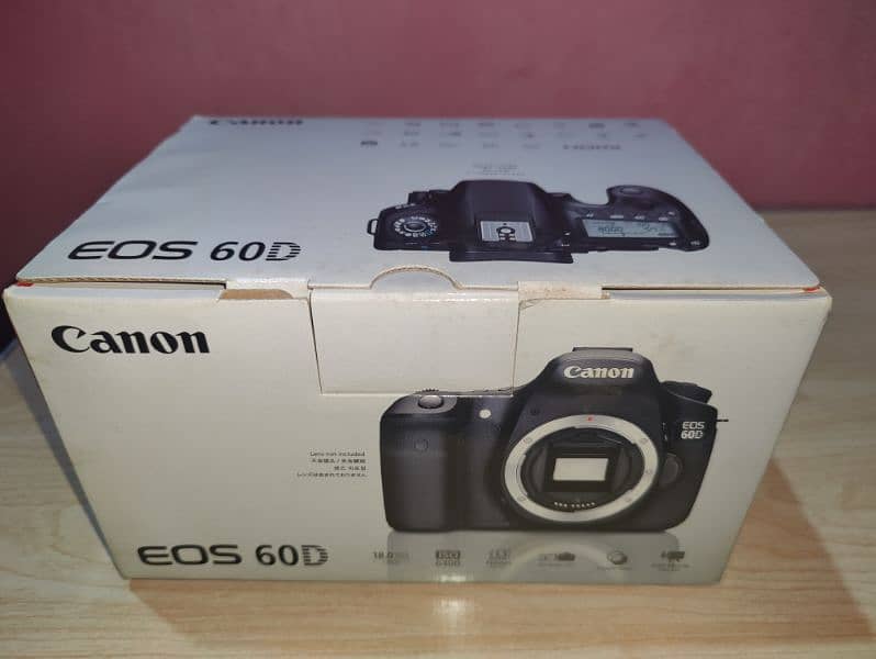 CANON 60D JAPAN WITH ORIGINAL BOX ACCESSORIES AND BRAND NEW FLASH GUN 0