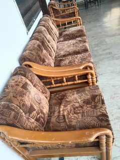 5 seater wooden sofa set, normal condition hai