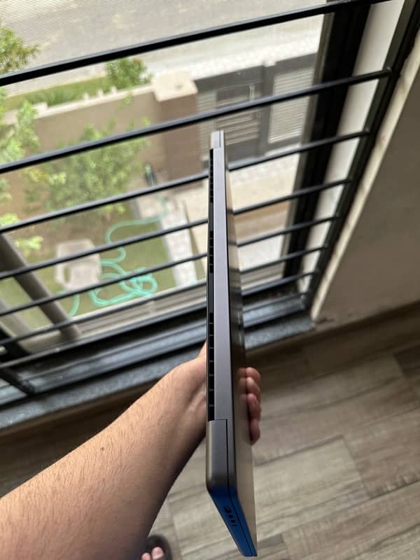 MacBook Pro M3 Pro 16 inch 6