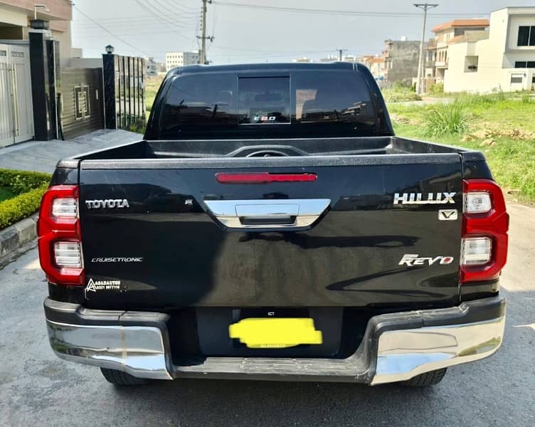 Toyota Hilux 2018 Revo 2.8 D4D Genuine Low Mileage 6