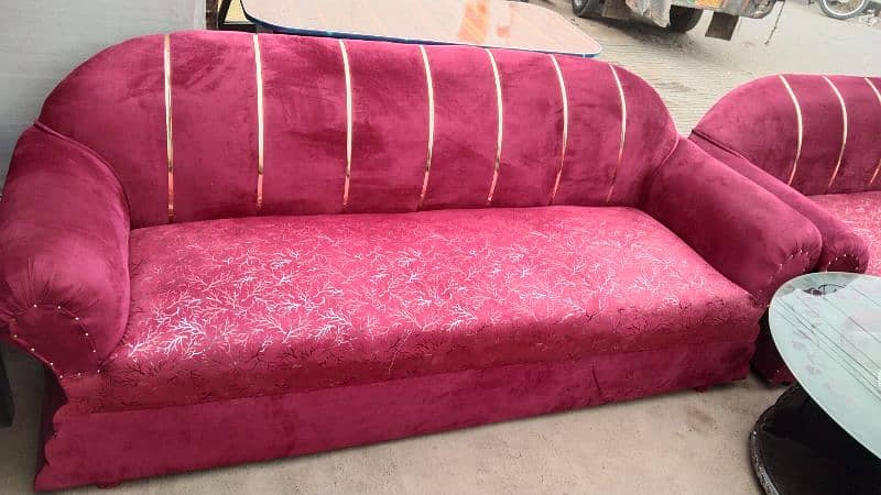 Chinese wooden sofa delivery free in Lahore 3