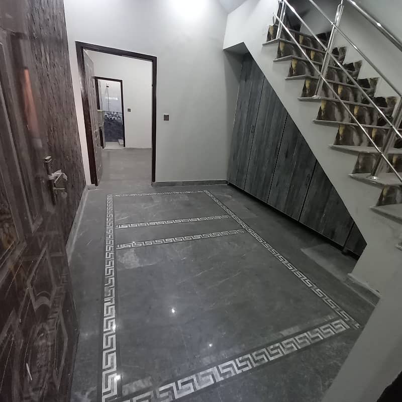 2.5 marla Double story house for sale in moeez Town salamat Pura Lahore 3