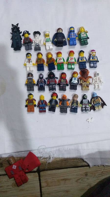 Original Lego Minifigures 0