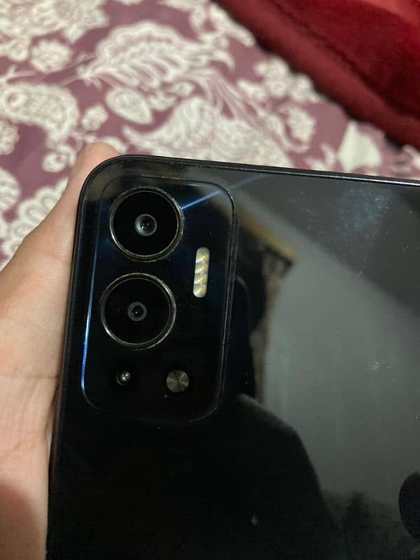 Infinix hot 12 box har sa shta 10/10 condition 2