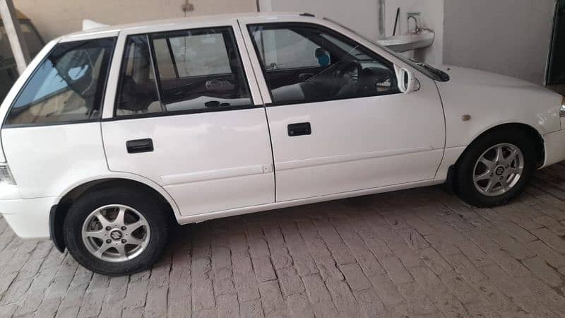 Suzuki Cultus VXL 2015 5