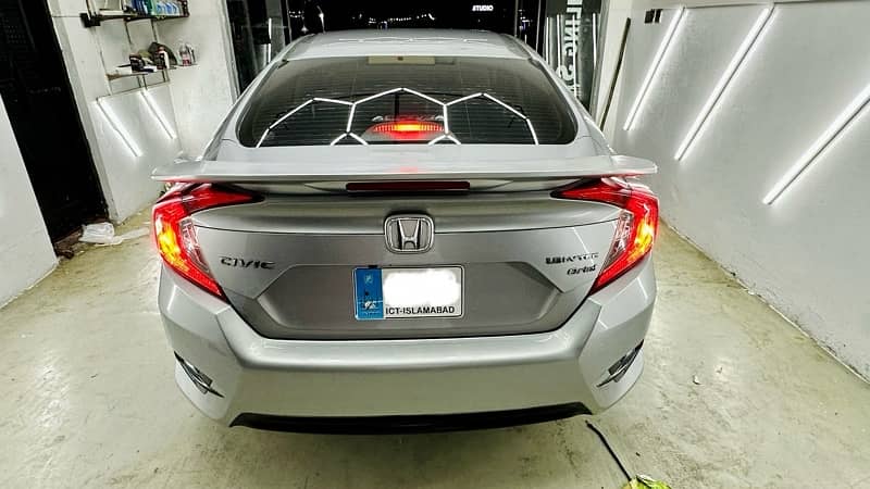 Honda Civic Oriel 2017 1