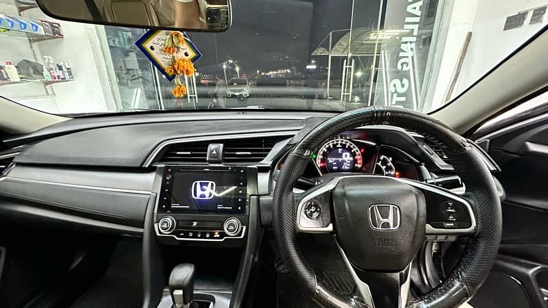 Honda Civic Oriel 2017 7