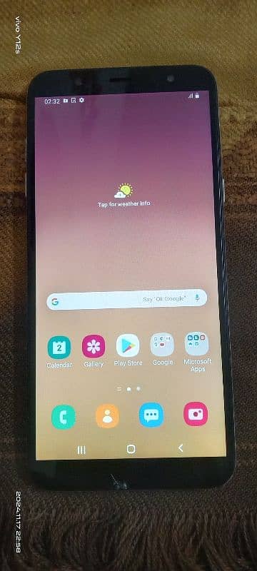 Samsung Galaxy A6+  4/64GB minor panel crack 1