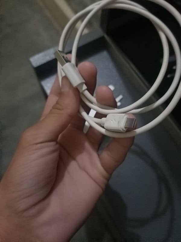 iPhone 13 orignal charger 0