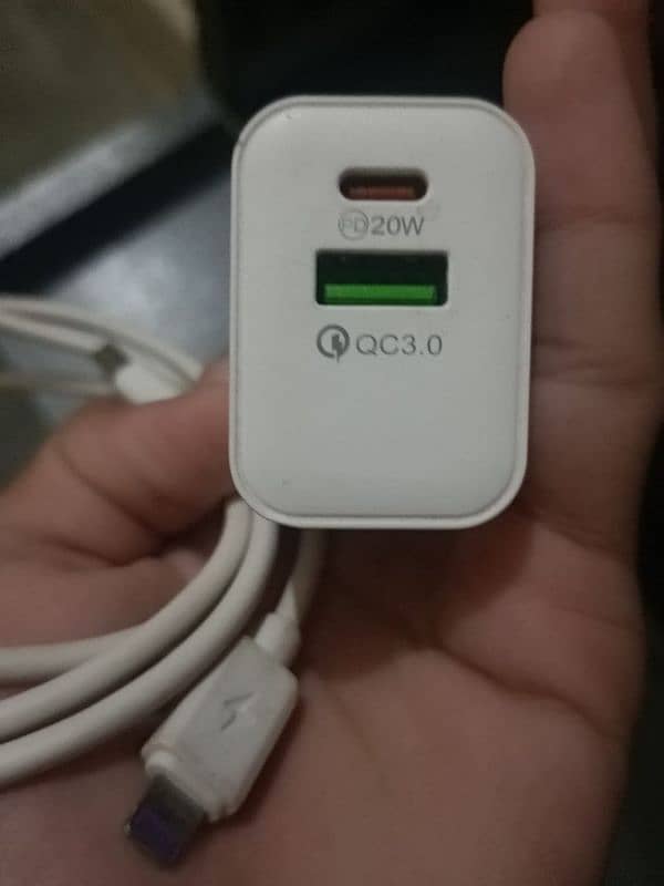 iPhone 13 orignal charger 2