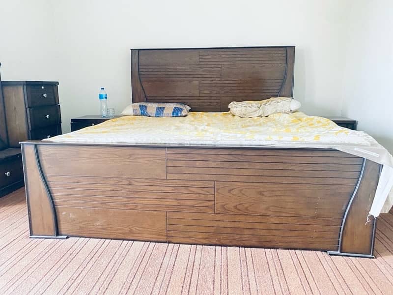 bed Set | King Size Bed | cloth Wardrobe | Urgent sale with Mattress 1