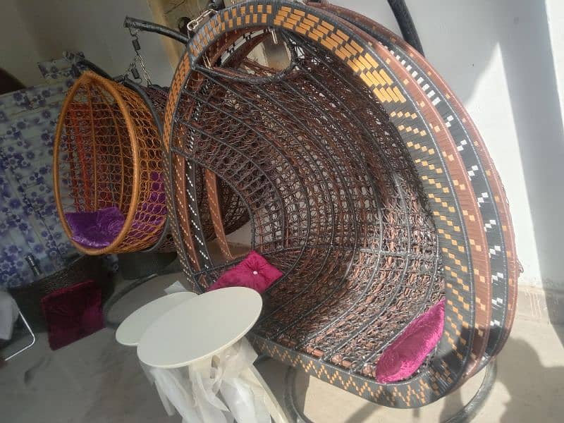 Egg shape hanging swing outdoor jhula jhoola available wholesale price 13