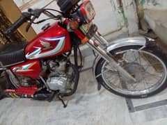 Honda 125 in good condition 16 model. is k ilawa tmam model dastyab hen