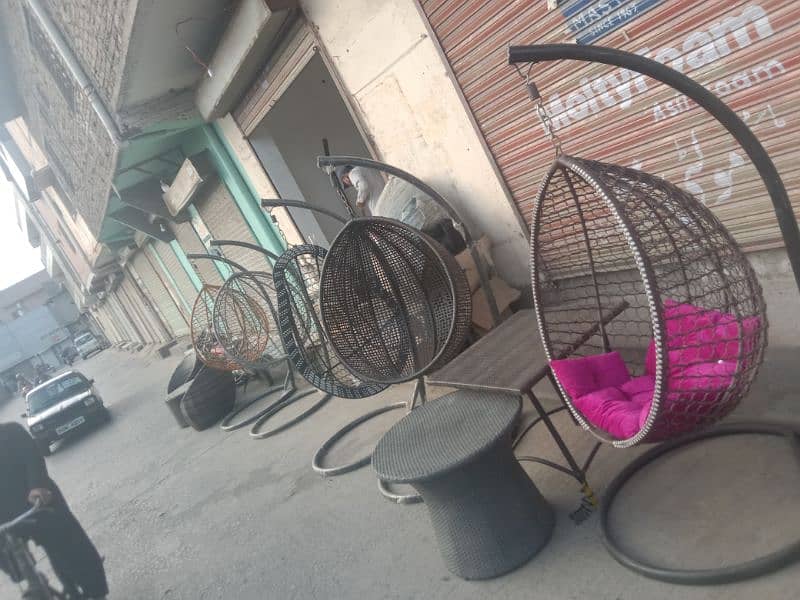 Egg shape swing jhula rattan furniture wholesale price 3