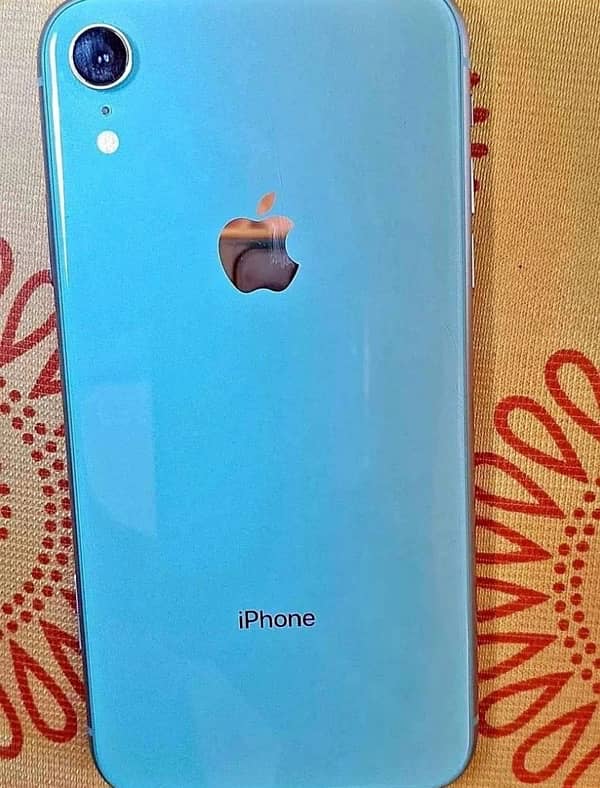 i phone xr64 gb factory unlock argent  hai serious buyer aye 0