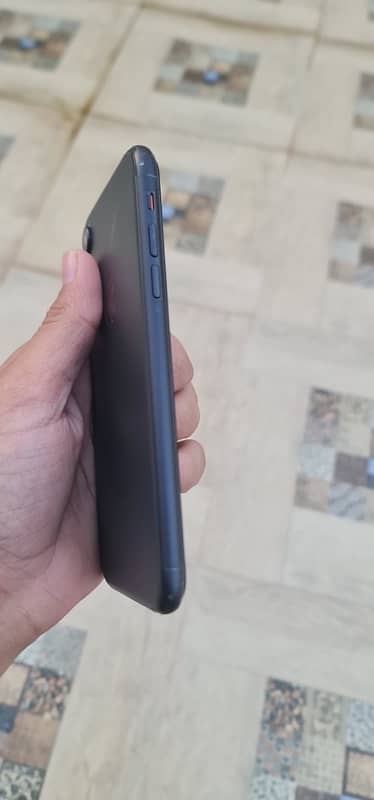 iphone xr new condition jv 64 gb read add 4