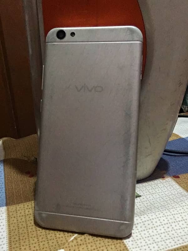 vivo Y67 4/32 urgent sale 2