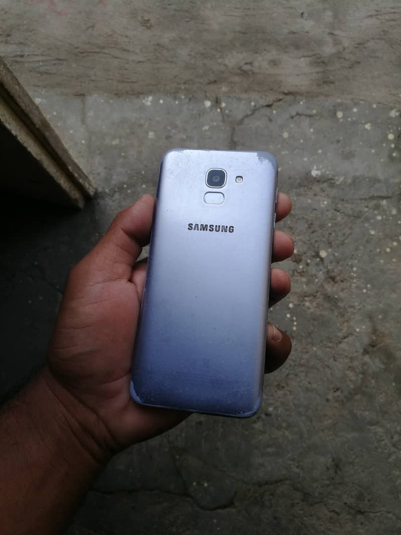 Samsung j 6 mobile 1