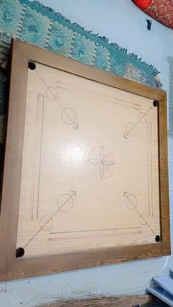 Special Quality Sheesham wood Carrom Board with all its accessories 5