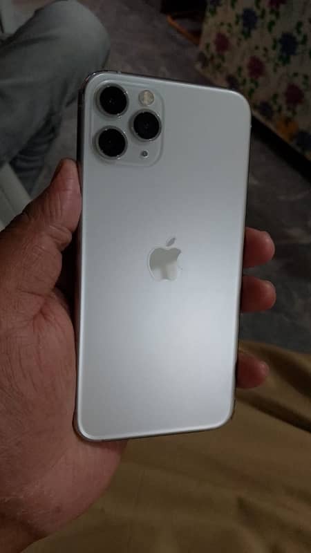 i phone 11 pro 256Gb pta 5