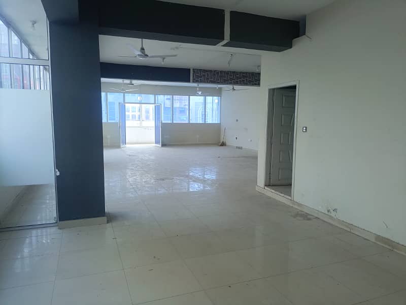 First Floor Commercial Space For Rent For Corporate Office | IT Firm | Call Centre on Express Way Ghauri Town 1