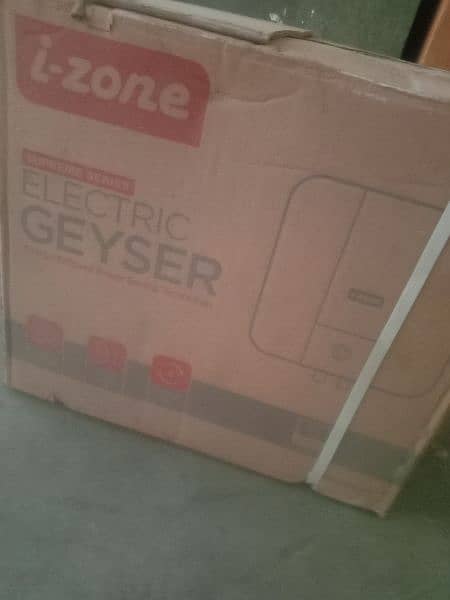 15 litre gyser urgent sale 3