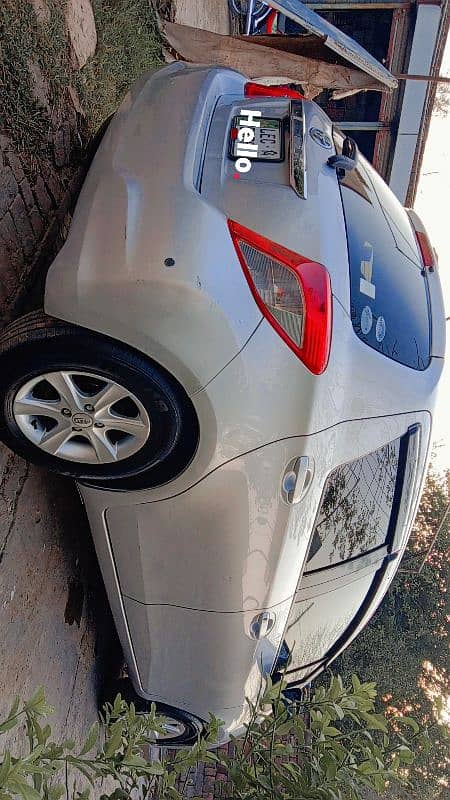 Toyota Vitz 2014 3