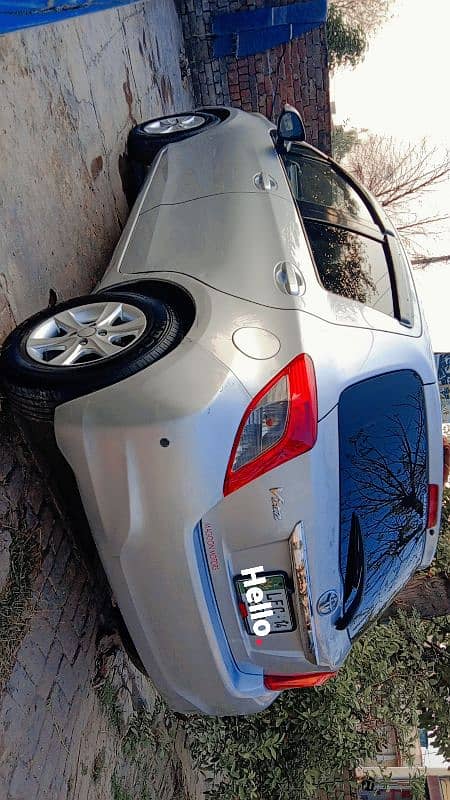 Toyota Vitz 2014 4