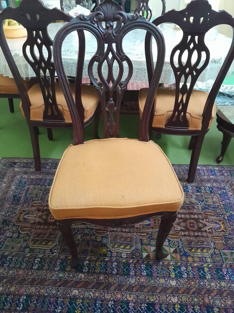 6 chairs dining table 0