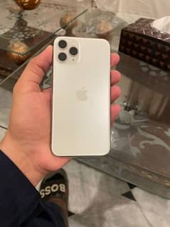 Iphone 11 pro (256 GB pta approved)