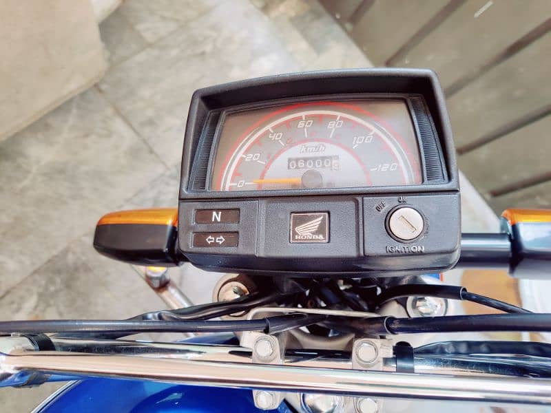 Honda cd70 like brand new 5