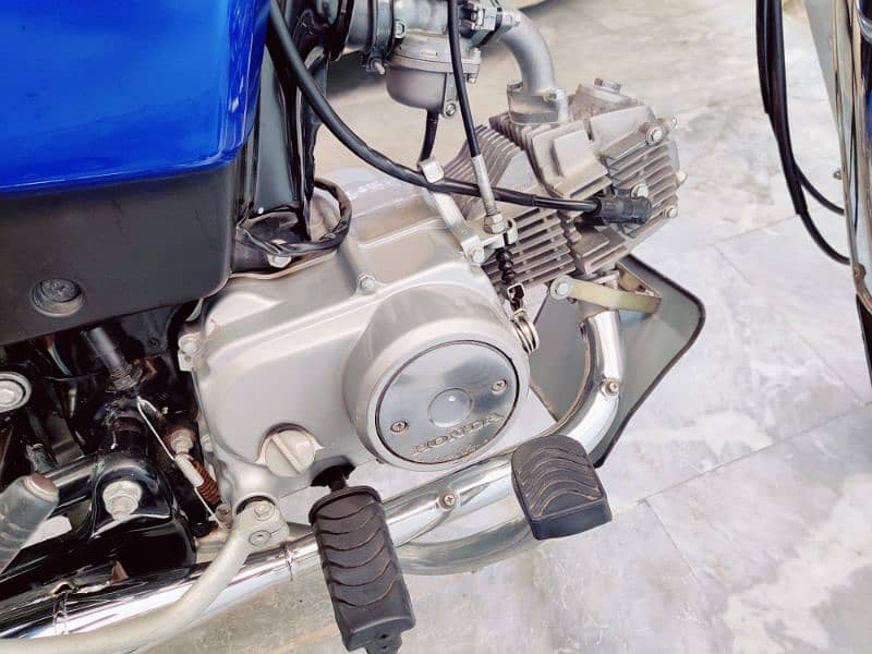 Honda cd70 like brand new 6