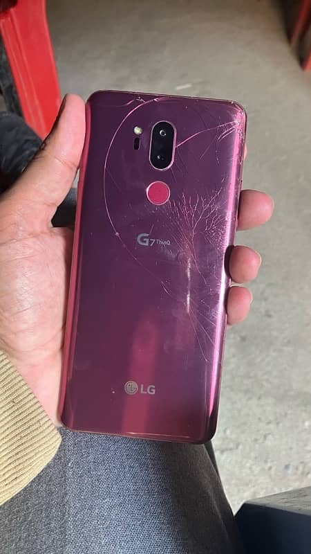 lg g7 thinq 4