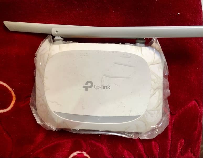 Router, Modem, TP Link WR840N 0