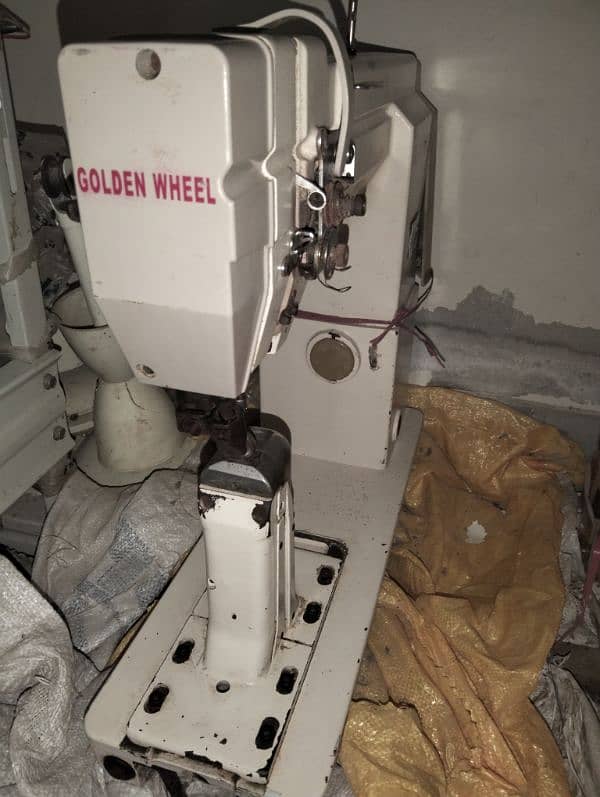 Sewing federal machine for garments and other used for sewing 4