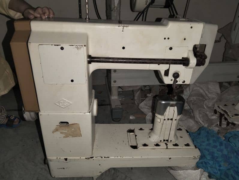 Sewing federal machine for garments and other used for sewing 7