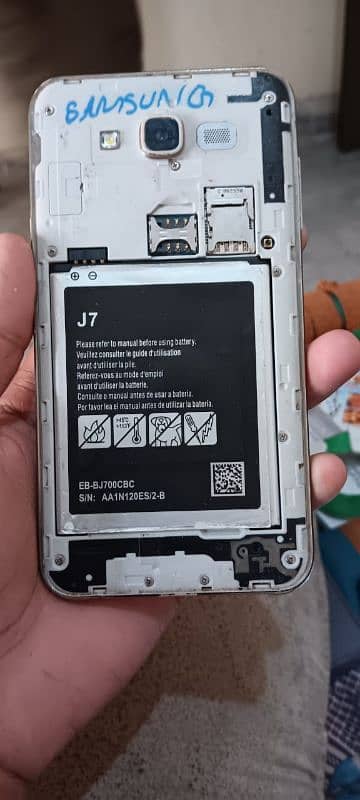 Samsung Galaxy J7 2