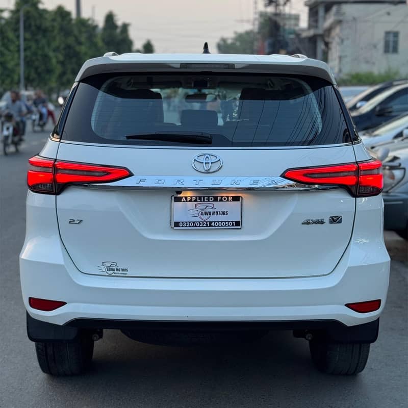 Toyota Fortuner 2020 2.7 5