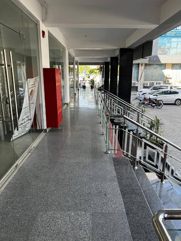 Ideal 418 Square Feet Office Available In I-8 Markaz, Islamabad 2