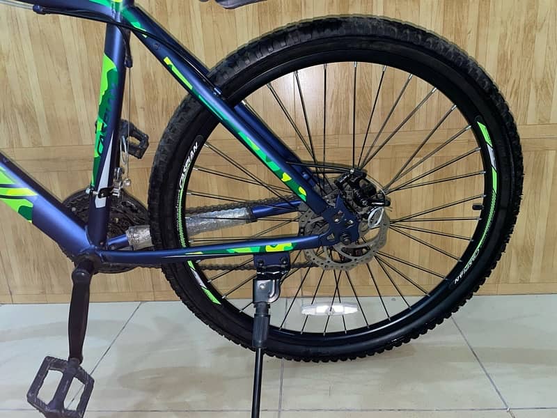 Caspian Super Bike 802 1