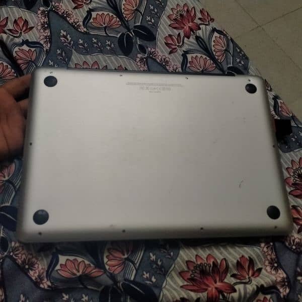 mac book pro 2012 model 1