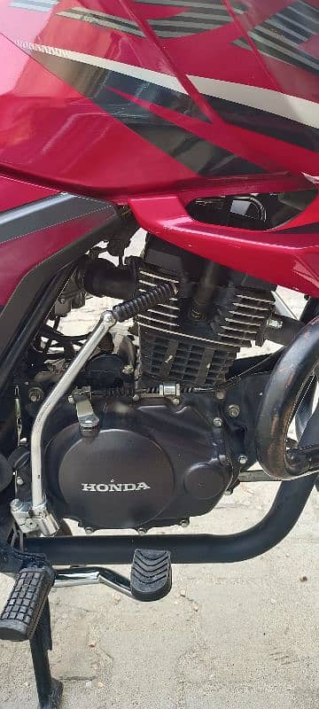 Honda CB150F 2019 for Sale in bahria Town Phase 7 Rawalpindi 3