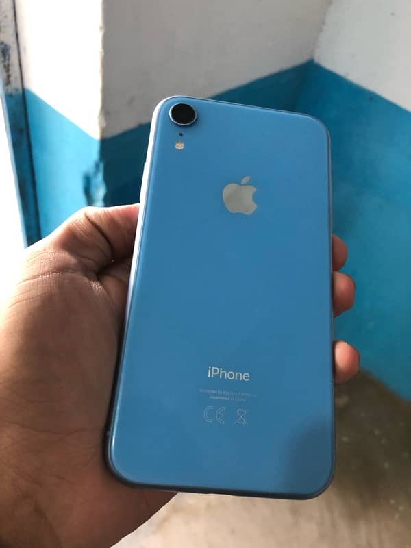 iphone xr 64 Gb 3