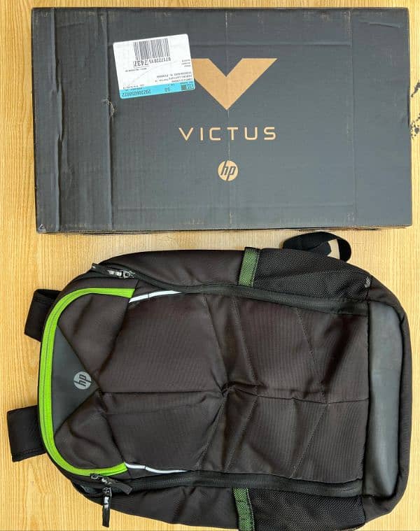 HP Victus Laptop 6 Months Used Bought Box Pack 5