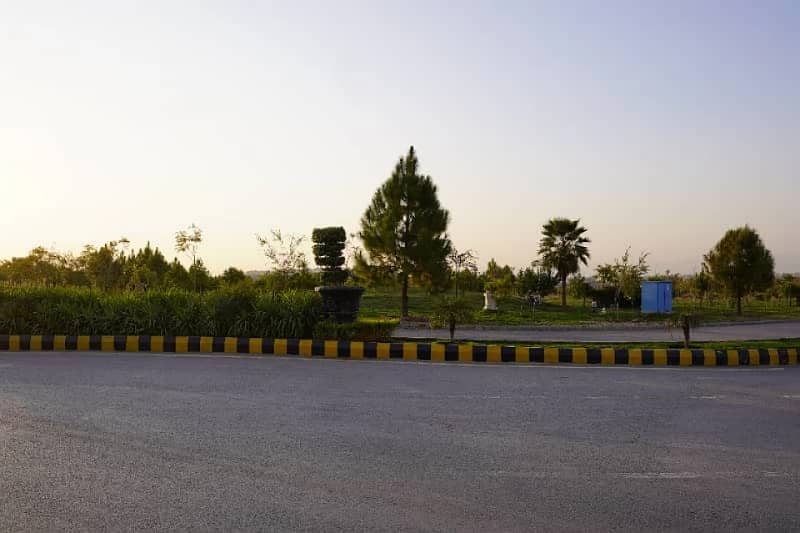 1 Kanal Residential Plot For Sale In Beautiful Gulberg Residencia - A Executive Block 0