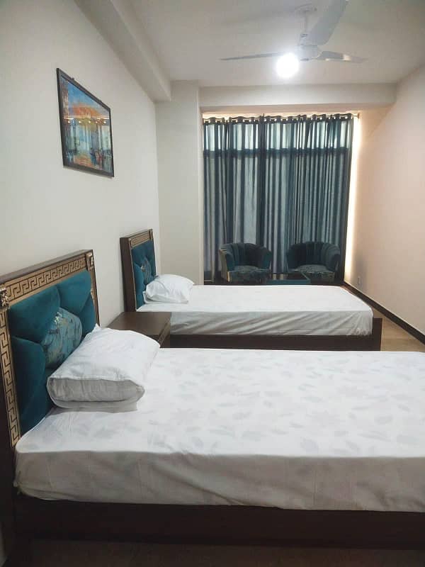 Beautifull Rooms Available For Rent In ParDay 3