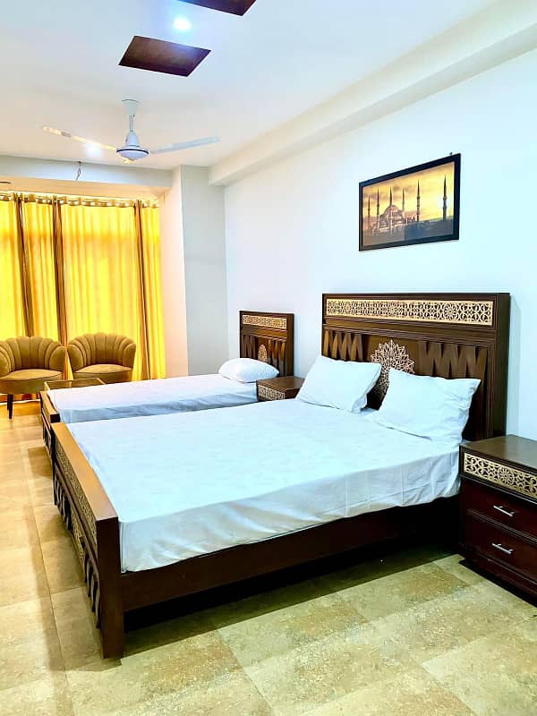 Beautifull Rooms Available For Rent In ParDay 5